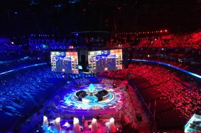 XINGKONG-Doinb赛事官方发布势不可挡新规，FPX争议不断！的简单介绍