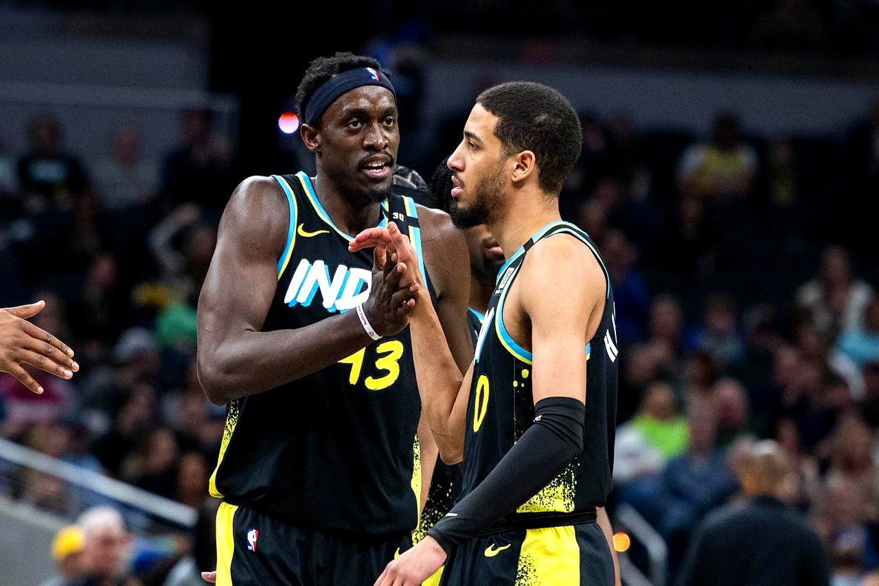 费德勒焦点对战，西亚卡姆与80激战尤文图斯分钟，刷新纪录胜负难料！赛场气氛高涨的简单介绍